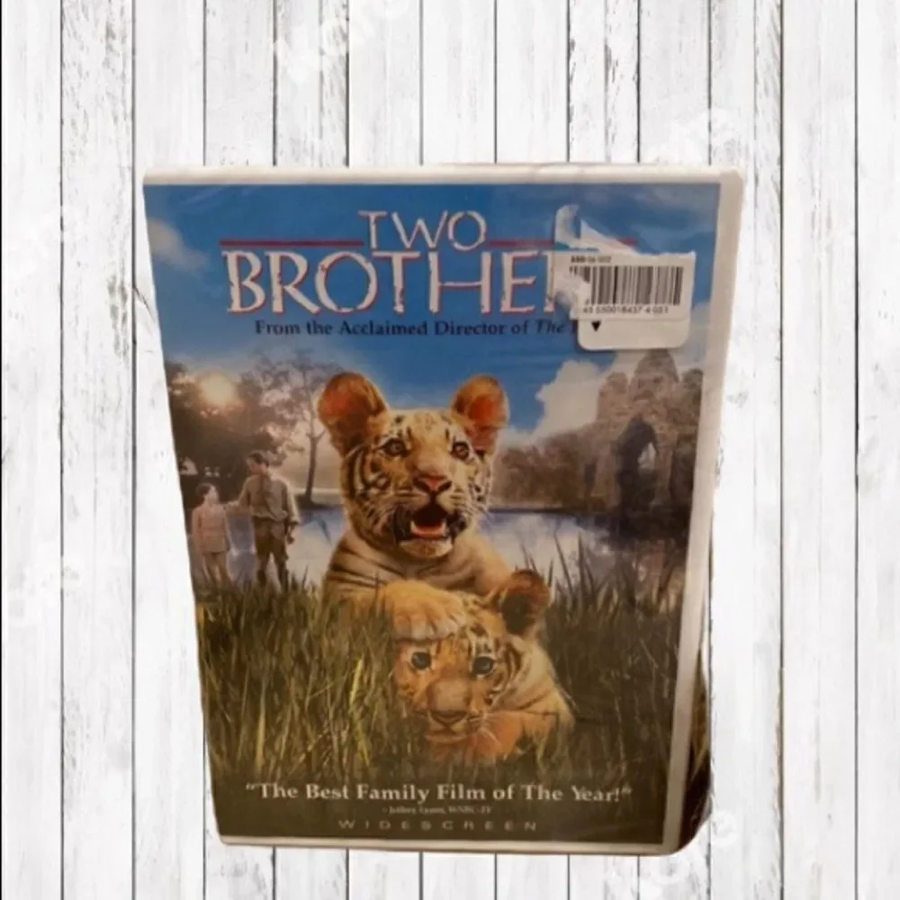DVD Two Brothers